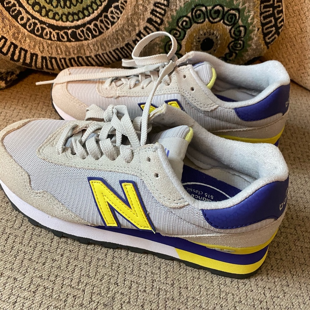 New balance sneakers (brand new)